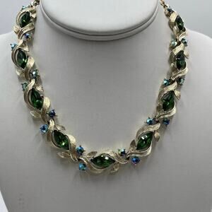 Lisner Vintage Choker Gold Tone Green Blue Aurora Borealis  Rhinestones Necklace